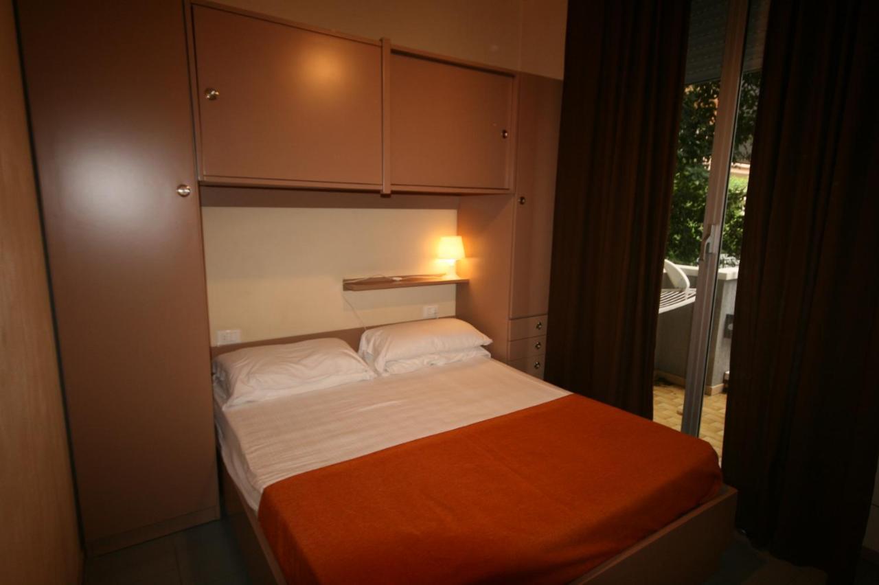 Casa Vacanze Cucciolo Rimini Exterior foto